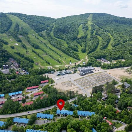 Superbe Condo Face Aux Pentes De Ski Stoneham!!! Exterior foto